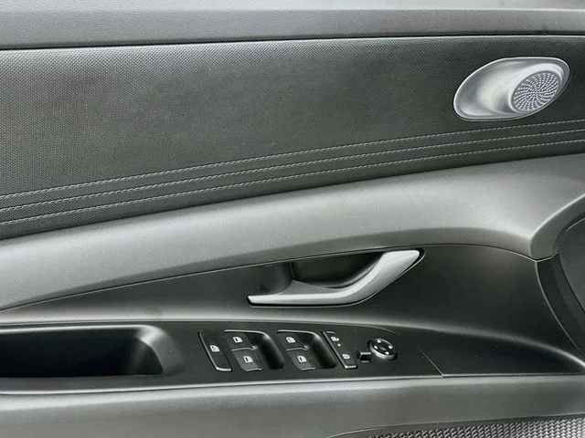 New 2026 Gray Hyundai SE image 10