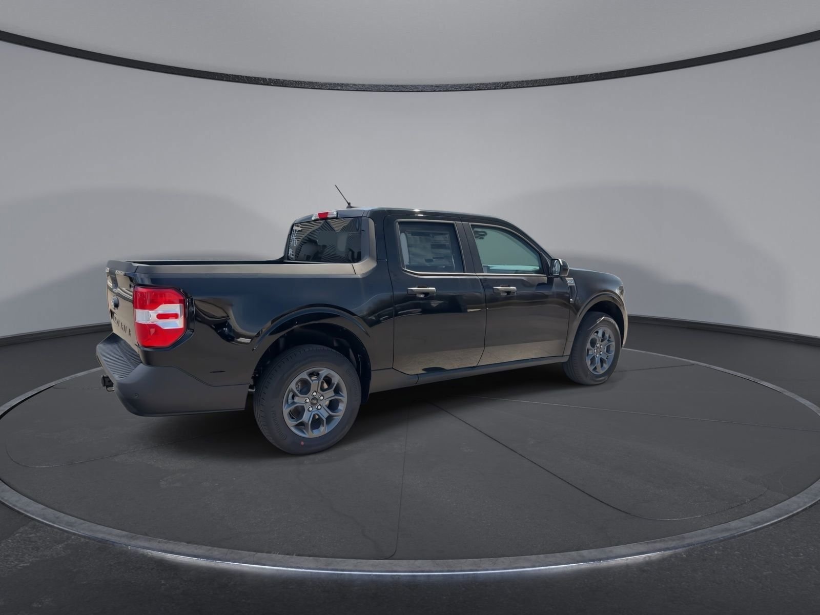 New 2026 Shadow Black Ford XLT image 8