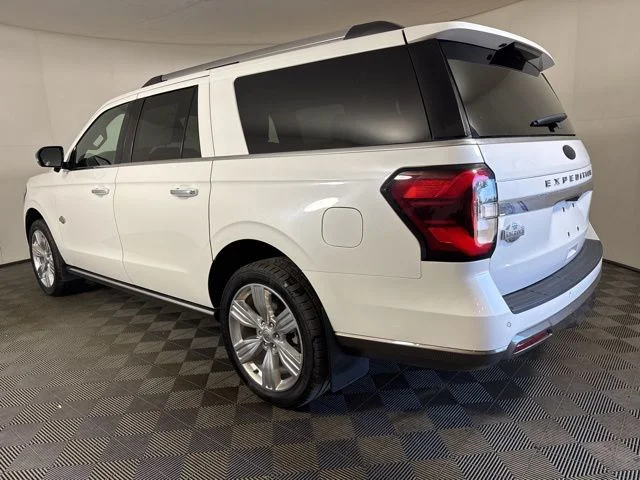 Used 2024 Star White Metallic Tri-Coat Ford King Ranch image 6