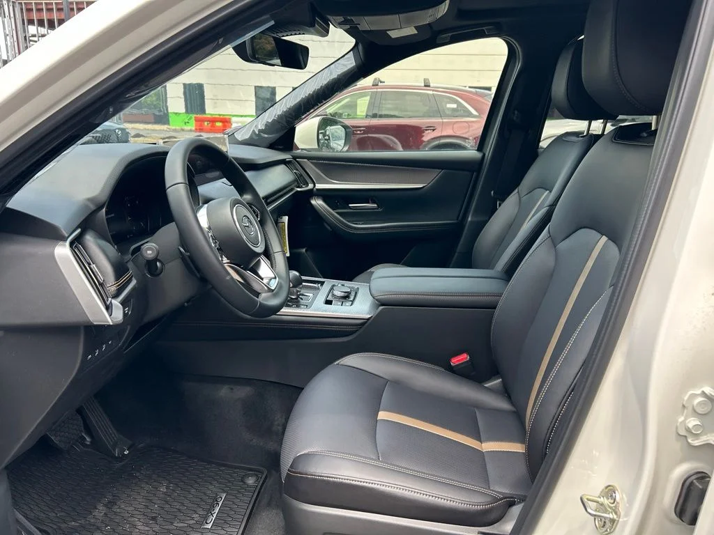 New 2026 Rhodium White Premium Mazda 3.3 Turbo Premium Plus image 21