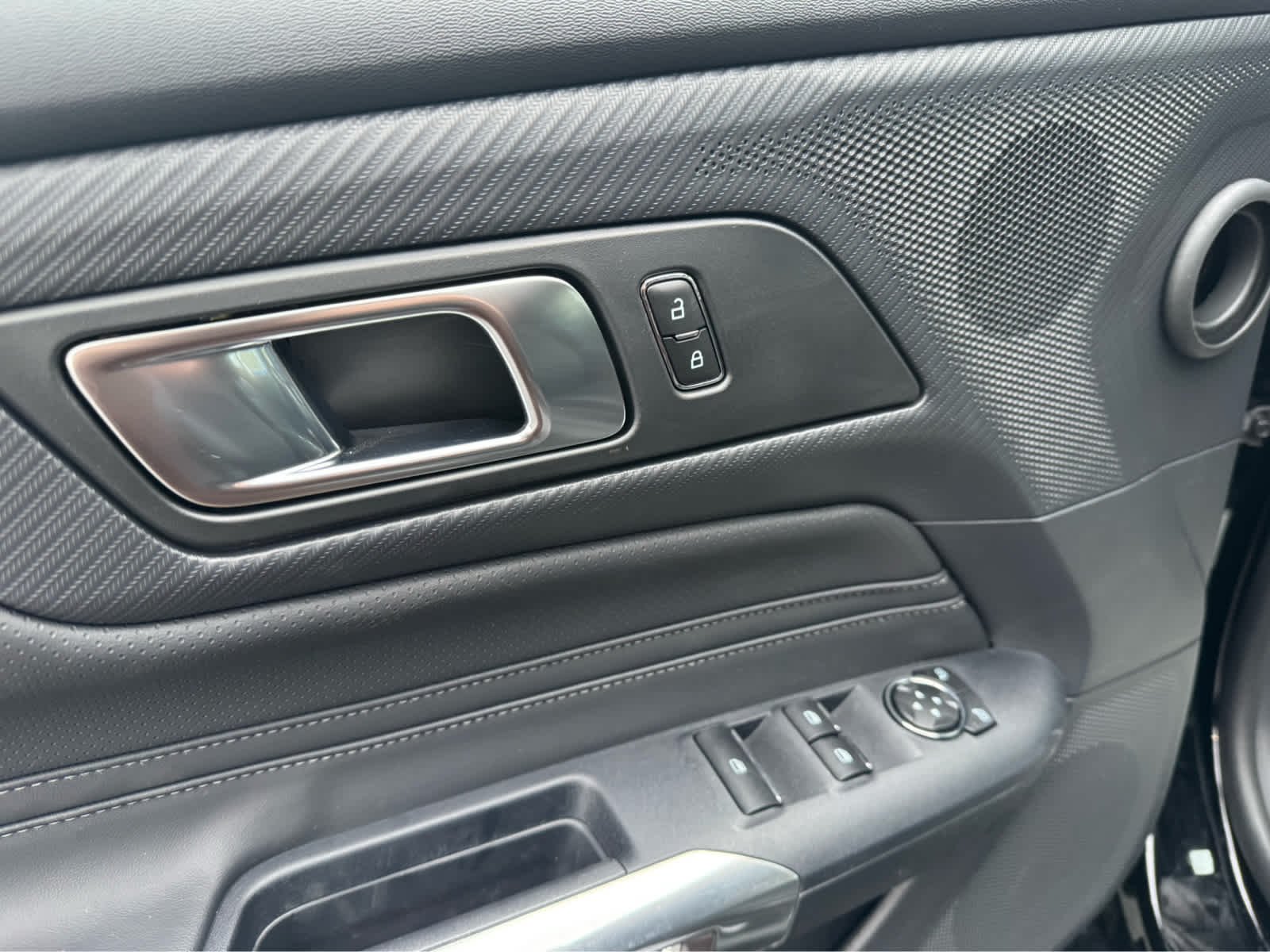 2026 Ford Mustang EcoBoost Premium Convertible - Photo 13