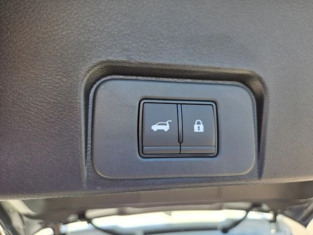 New 2026 Everest White Pearl TriCoat Nissan SV image 16