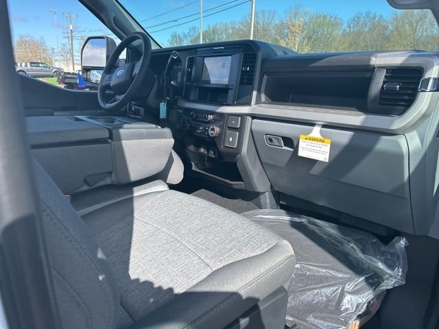 New 2026 Oxford White Ford F-250® XL image 12