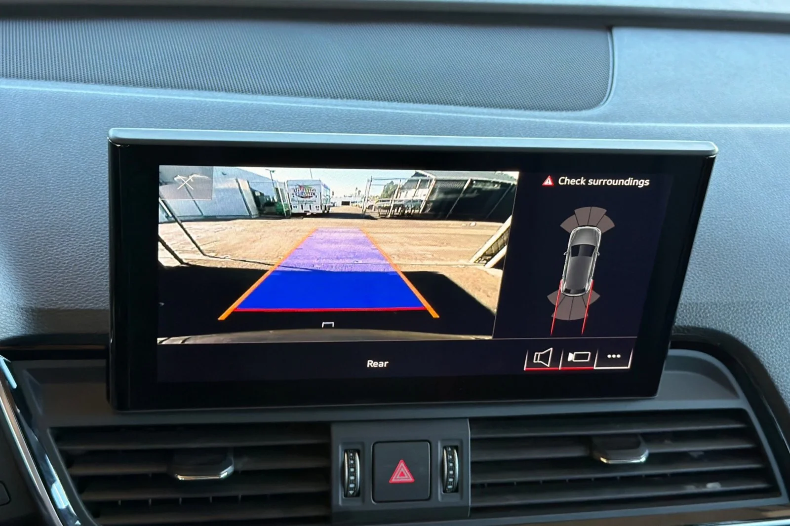 Used 2022 GREY Audi S line Premium image 18