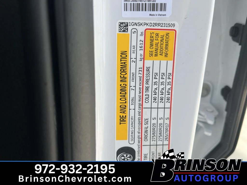 Used 2024 Summit White Chevrolet Z71 image 18