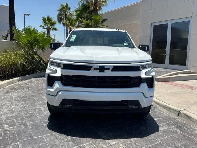 New 2026 White Chevrolet RST image 2