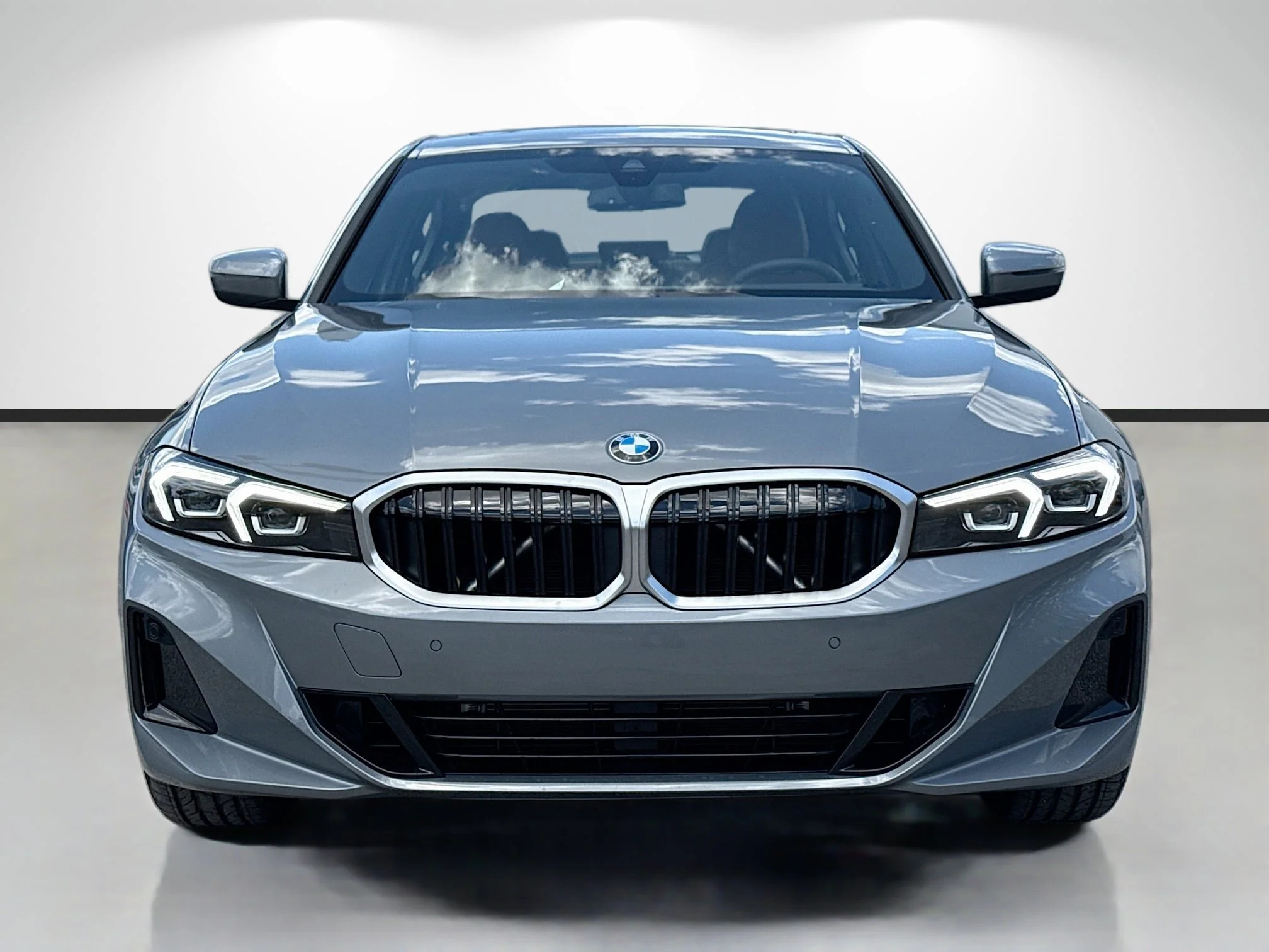 New 2026 Skyscraper Grey Metallic BMW 330i xDrive image 8