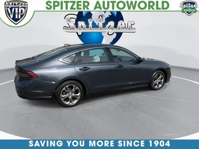 Used 2023  Honda EX image 9