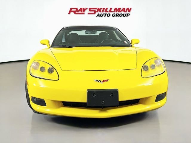 Used 2007 Velocity Yellow Tintcoat Chevrolet 2DR CPE image 2