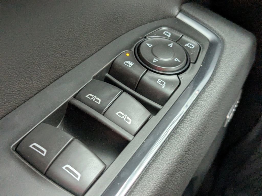 2026 GMC Sierra 1500 SLT - Photo 23