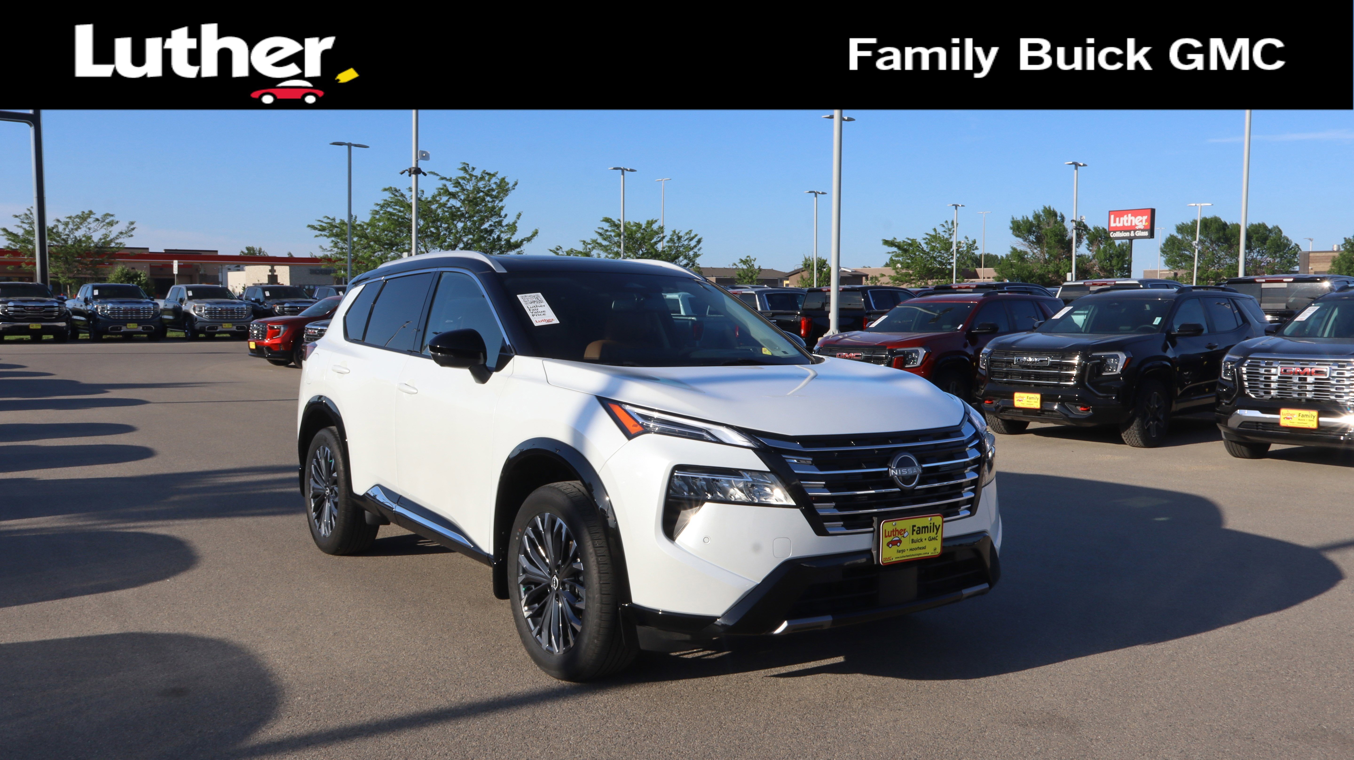 2024 Nissan Rogue Platinum AWD's photo