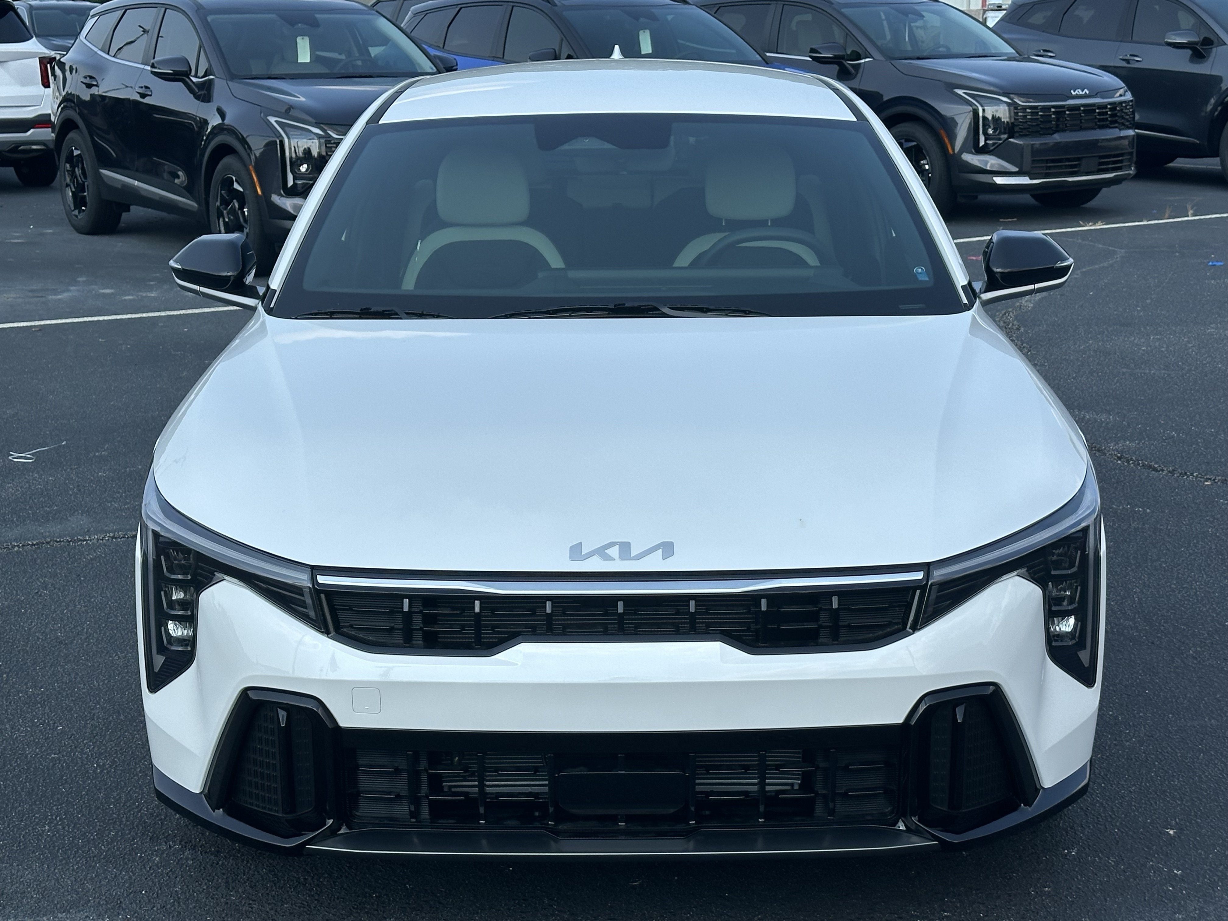 New 2026 Snow White Pearl Kia GT-Line image 3