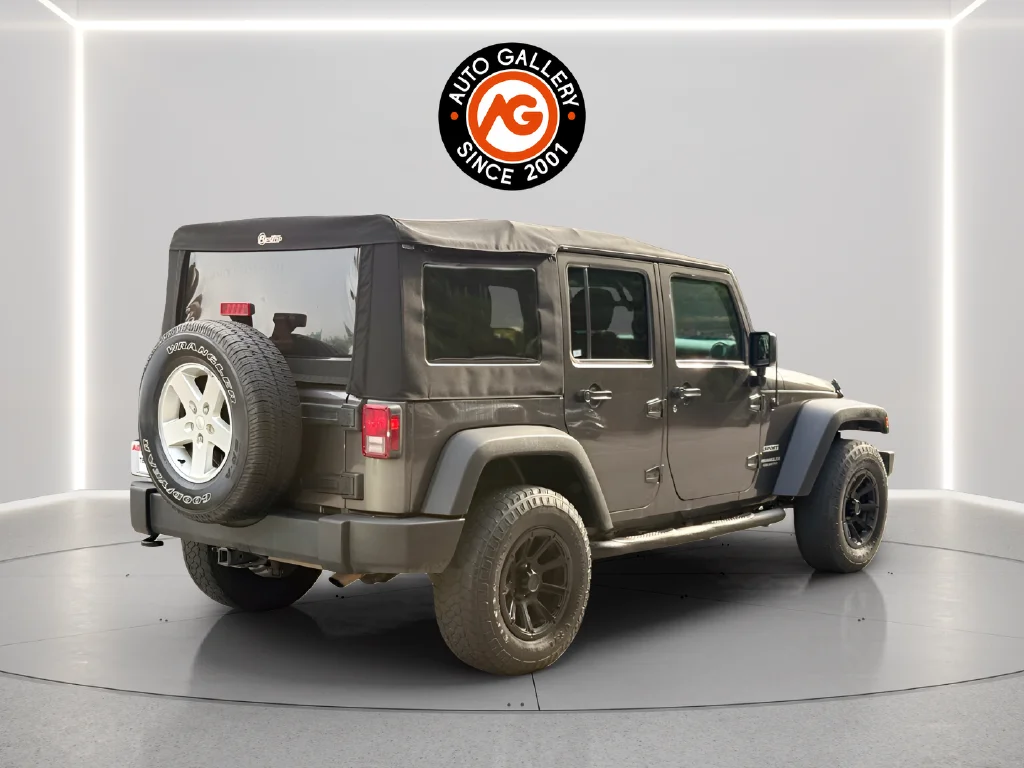 Used 2017 Gray Jeep Unlimited Sport image 7