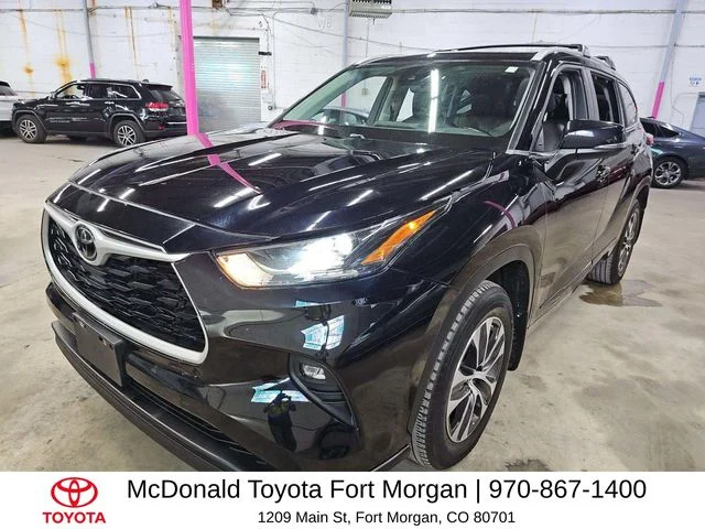 2023 Toyota Highlander XLE AWD's photo
