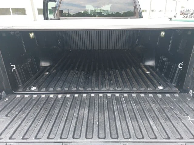 Used 2022 Black Toyota Platinum image 12
