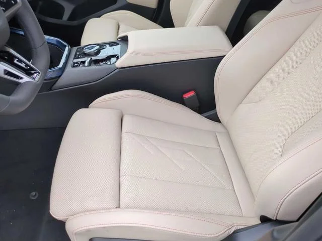 New 2026 Dune Grey Metallic BMW 30 xDrive image 16