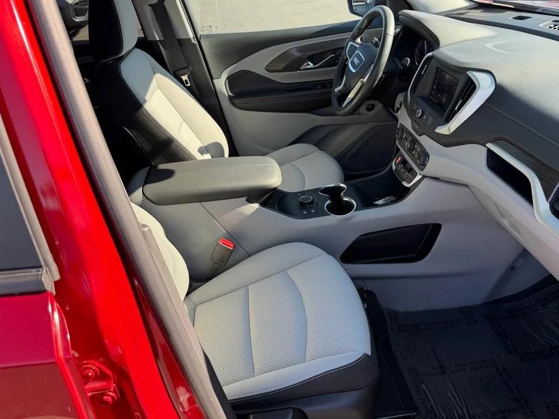 Used 2024 Volcanic Red Tintcoat GMC SLE image 19