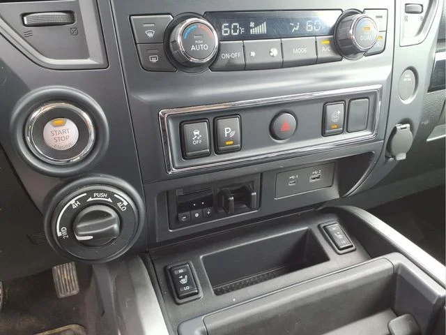 Used 2023 Gray Nissan SV image 27