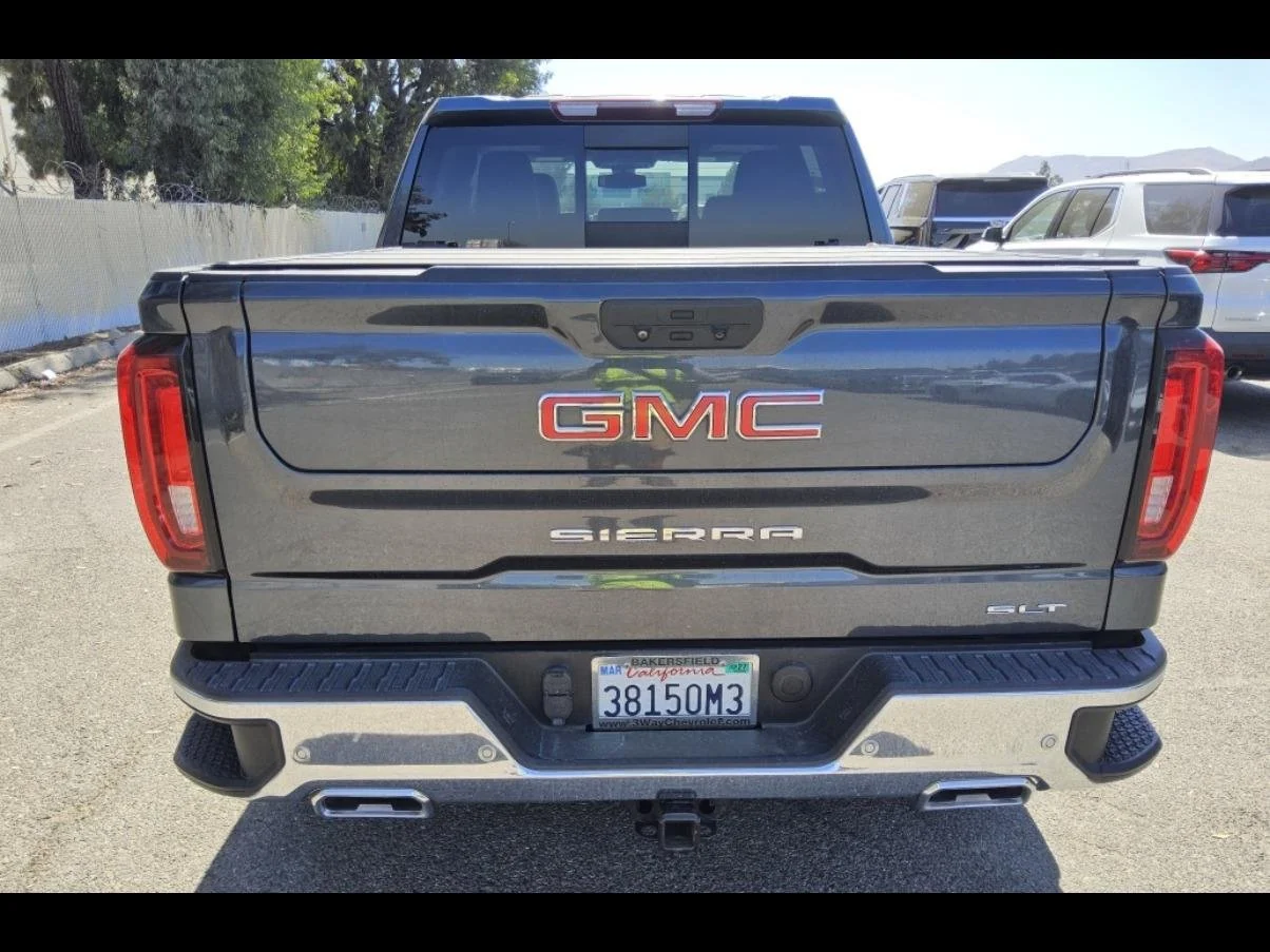 Used 2022 DARK SKY METALLIC GMC SLT image 22