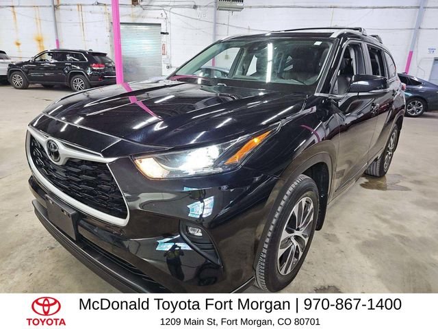 2023 Toyota Highlander XLE AWD's photo