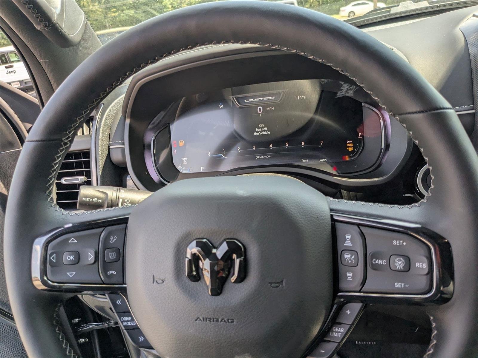 2026 RAM 1500 Limited - Photo 14