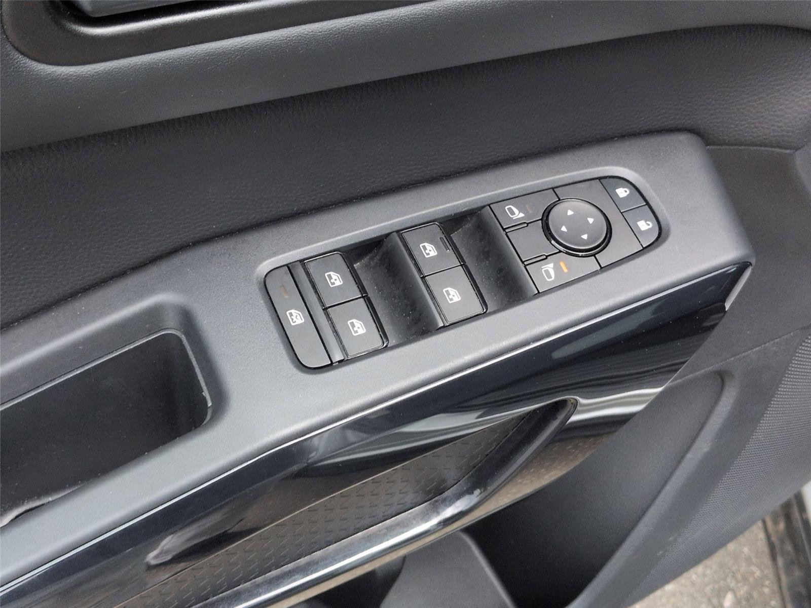 Used 2025 Brilliant Silver Metallic Nissan SV image 16