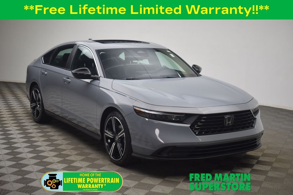 Used 2023 Urban Gray Pearl Honda Sport image 1