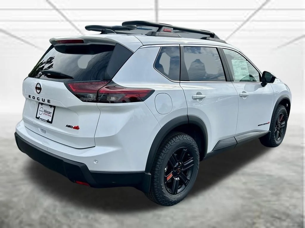 New 2026 Everest White Pearl TriCoat Nissan Rock Creek® image 5