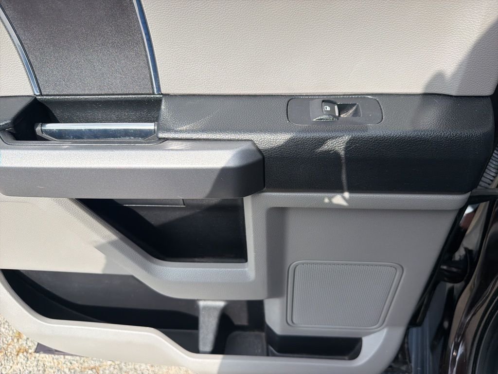 Used 2018 Red Ford XLT image 22