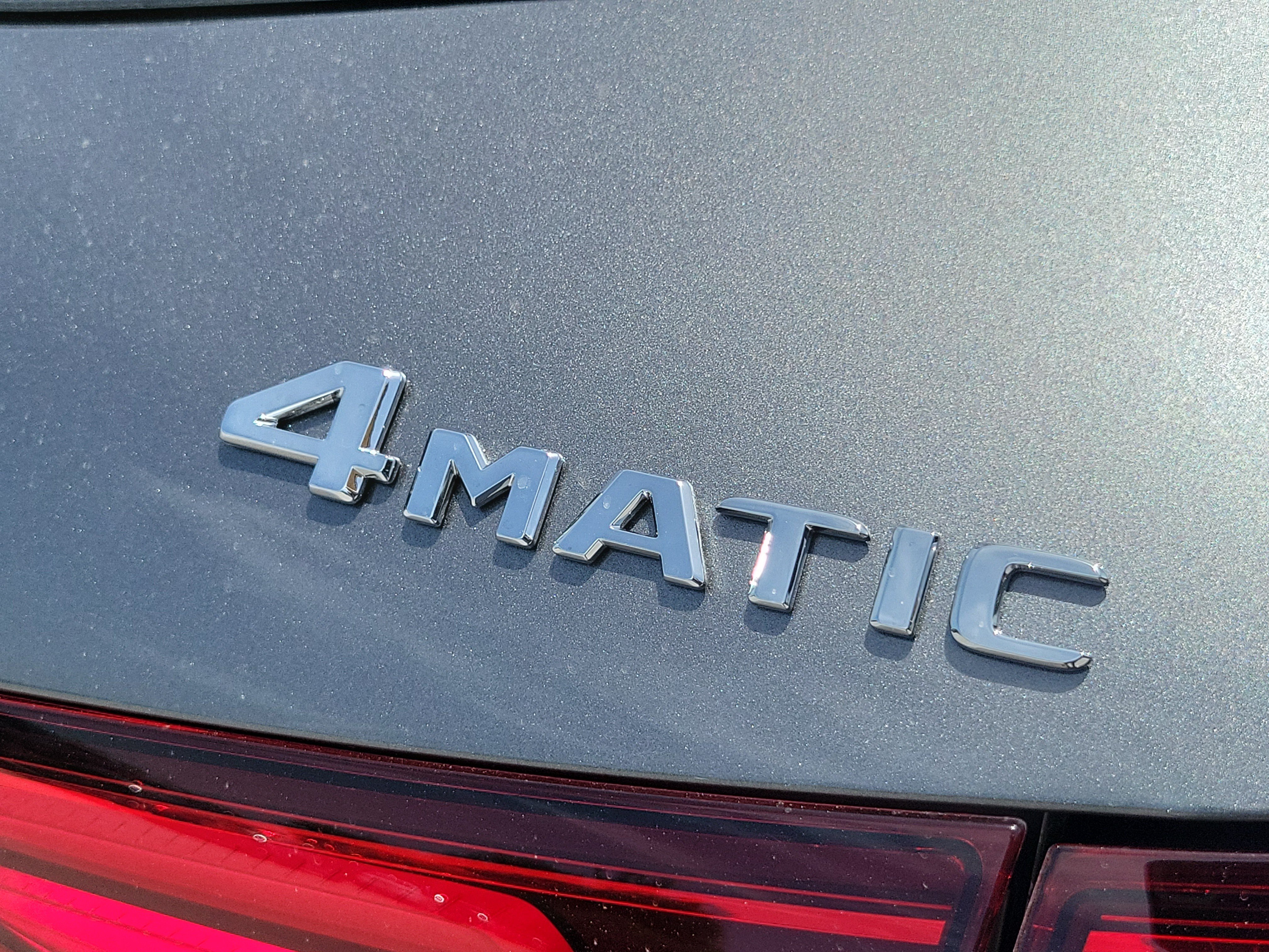 New 2026 Mountain Grey Metallic Mercedes-Benz GLA 250 image 38