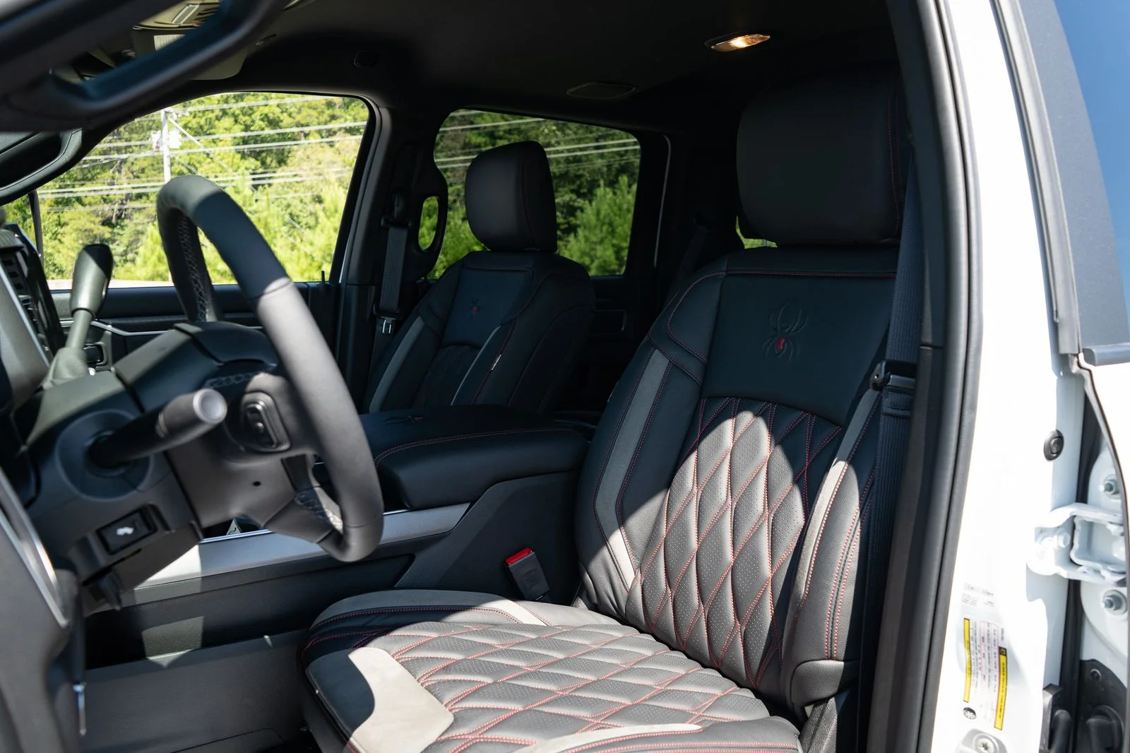 New 2026 Bright White Clear-Coat Exterior Paint RAM Big Horn with Black Widow Package image 29