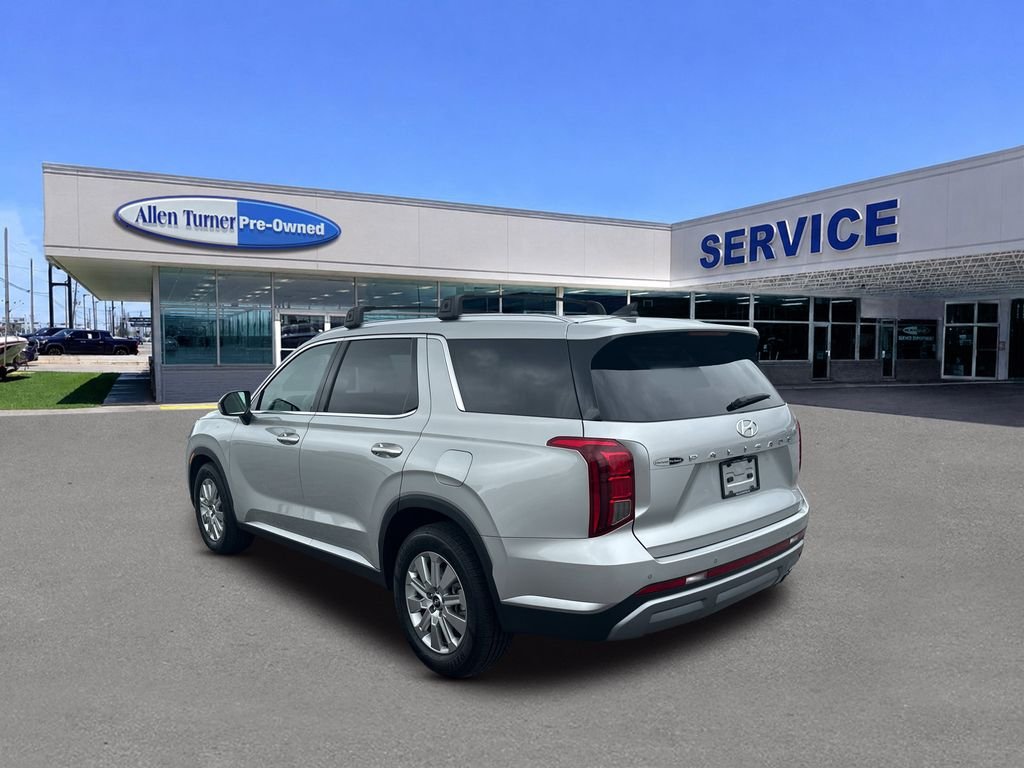 Used 2023 Typhoon Silver Hyundai SEL image 5