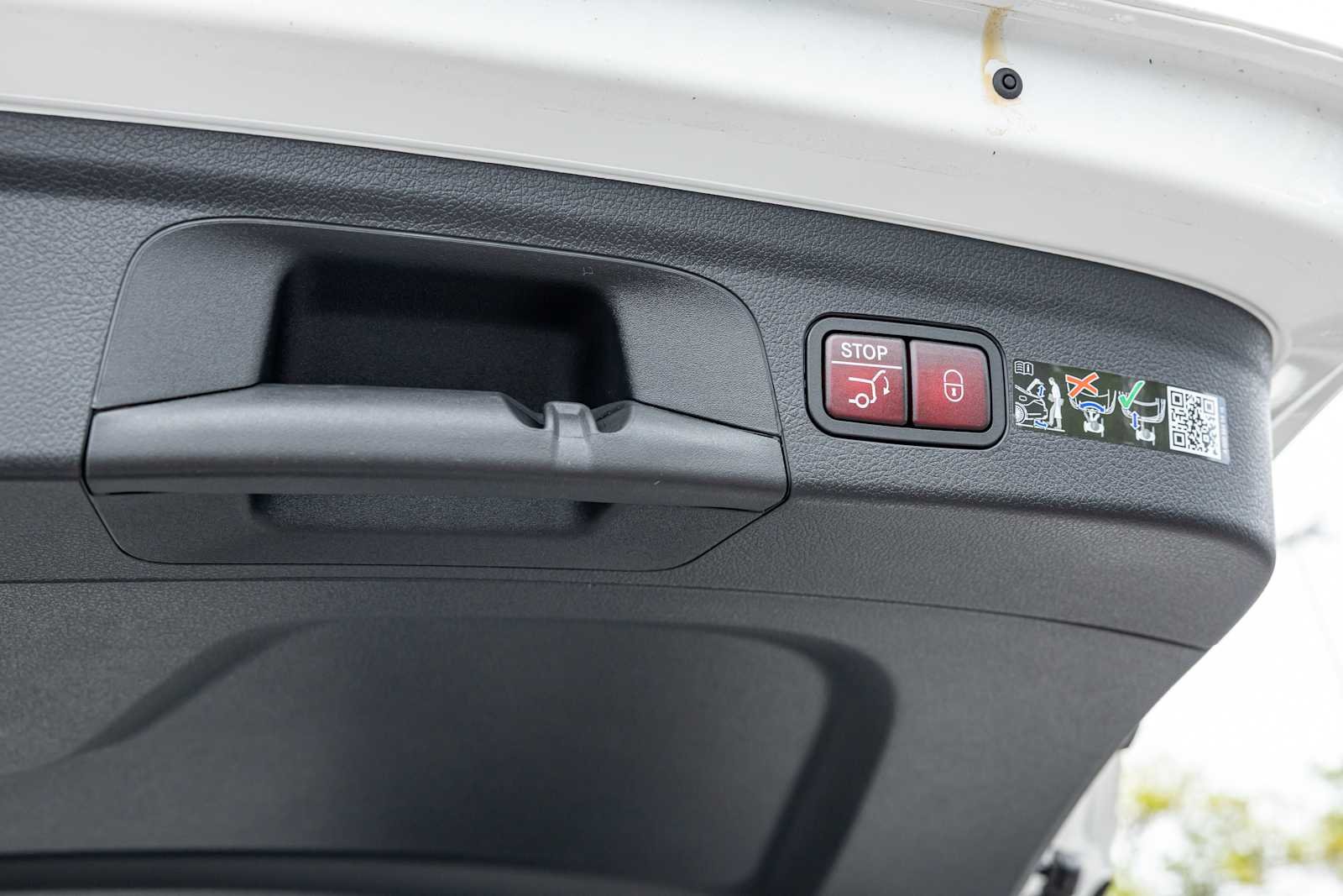 New 2026 Polar White Mercedes-Benz GLE 450 image 32