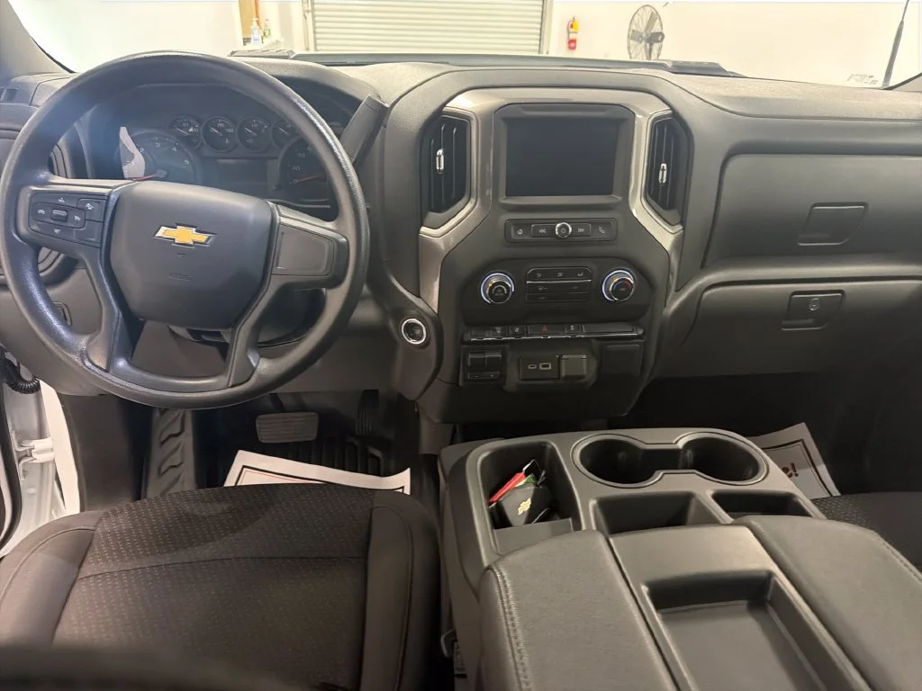 Used 2025 White Chevrolet Work Truck image 15