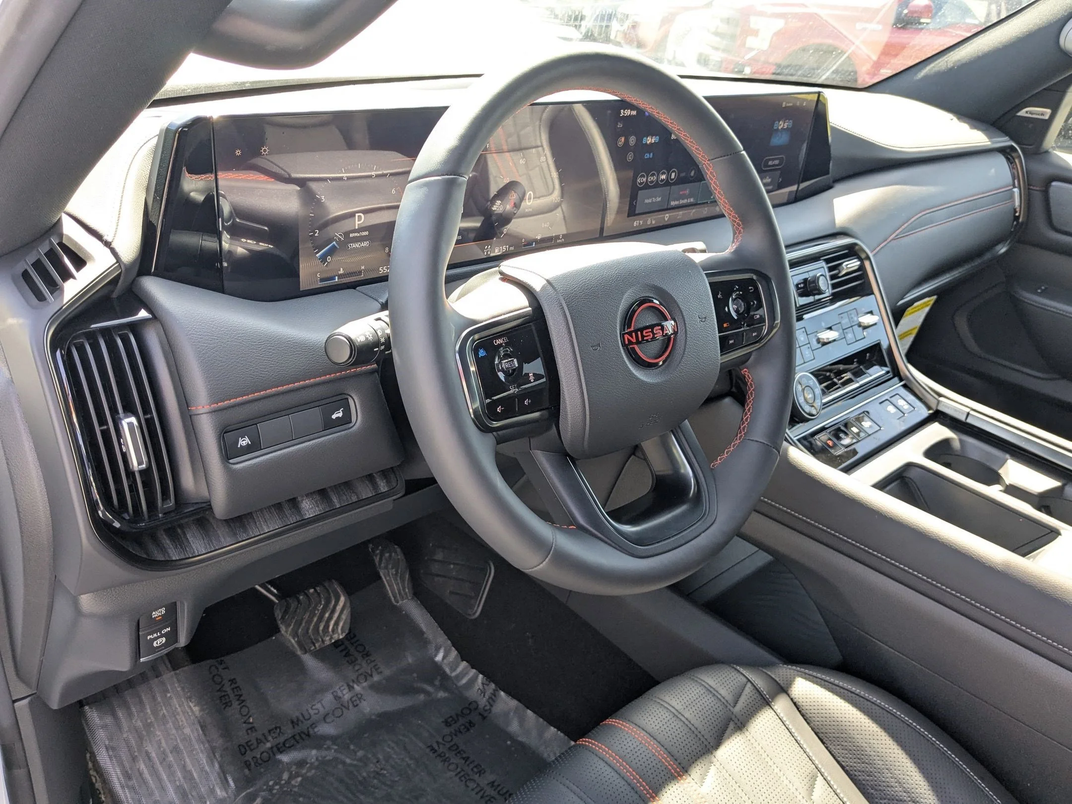 2025 Nissan Armada PRO-4X - Photo 14