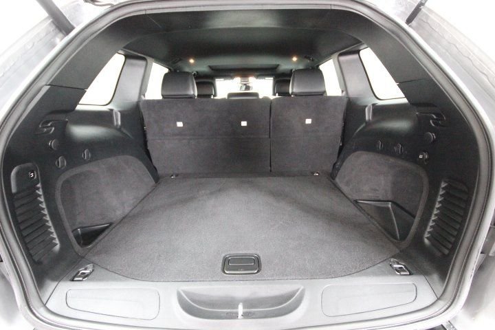 Used 2020 Silver Jeep Limited image 5