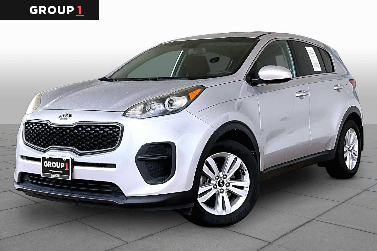 Pre-Owned 2017 Kia Sportage LX