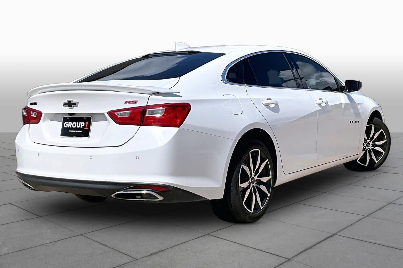 Used 2024 Summit White Chevrolet RS image 12