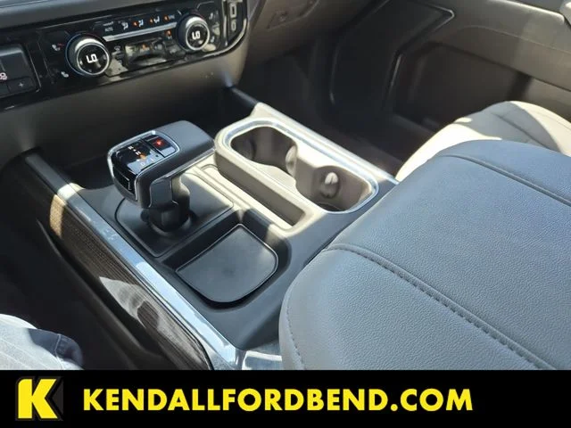 Used 2023 White Chevrolet RST image 18