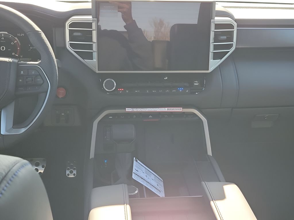 2026 Toyota Tundra Platinum - Photo 28