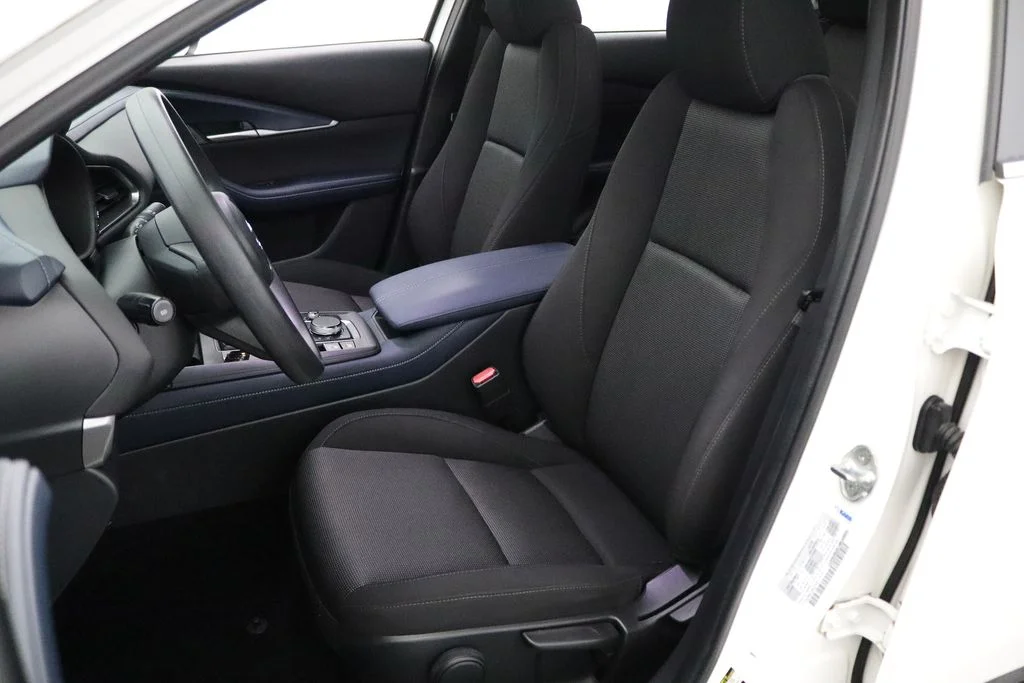 Used 2021 White Mazda 2.5 S image 10