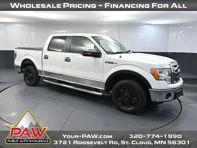 Used 2012 White Ford XLT image 1