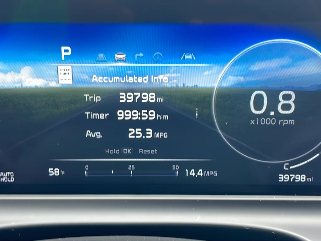 Used 2024 Gray Kia SX image 12