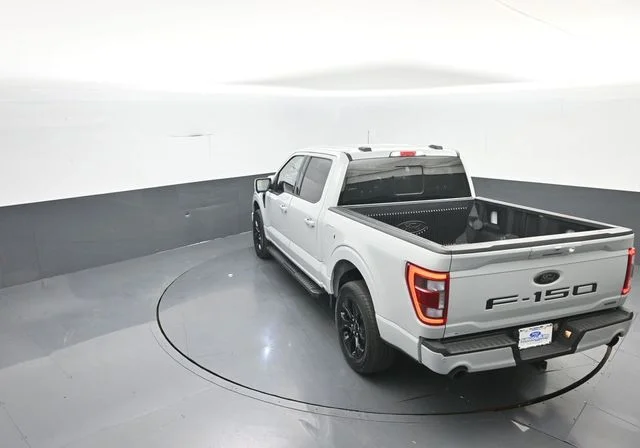 Used 2023 White Ford Lariat image 30