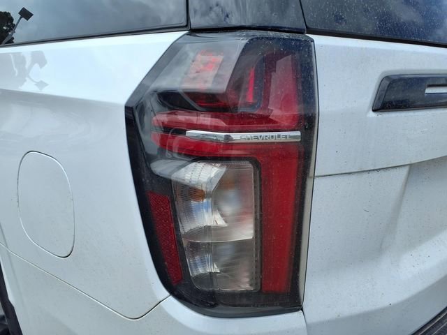 Used 2023 Summit White Chevrolet Z71 image 9