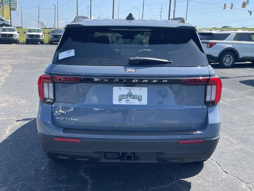 New 2027 Blue Ford Active image 4