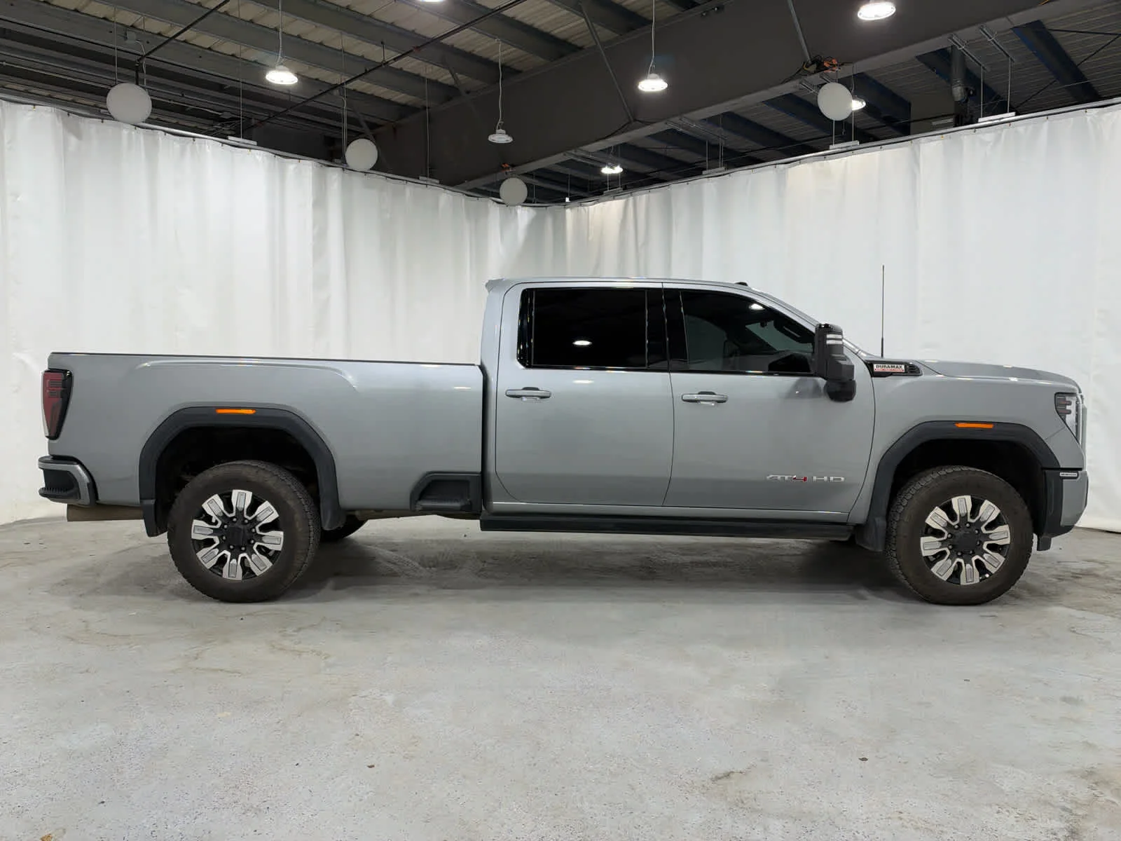 Certified Used 2025 Sterling Metallic GMC AT4 image 6