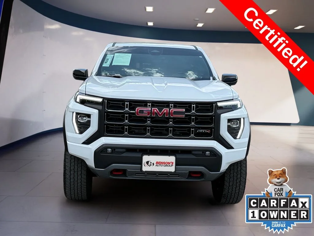 Used 2025 White GMC AT4 image 8