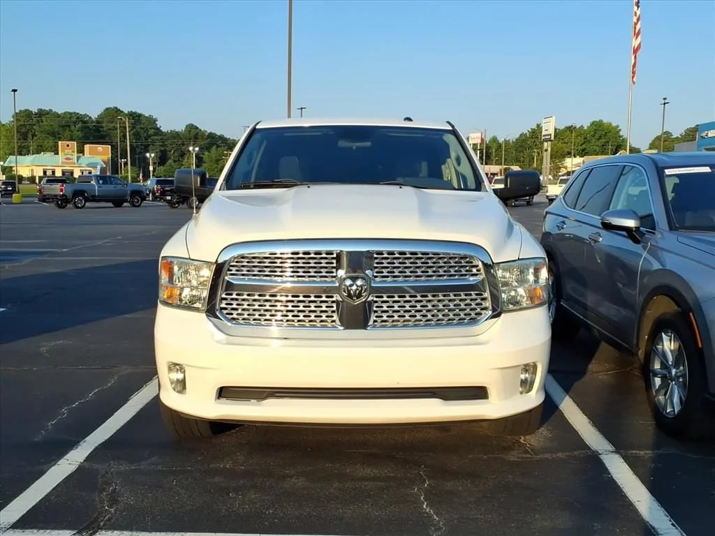 3C6JR6AT0DG596371