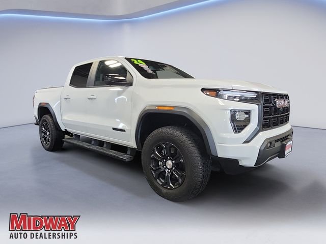 Used 2024 White GMC Elevation image 7